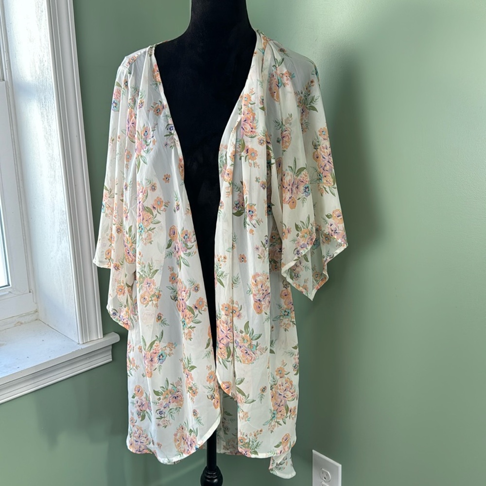 NWT Mudd sheer, chiffon kimono, small